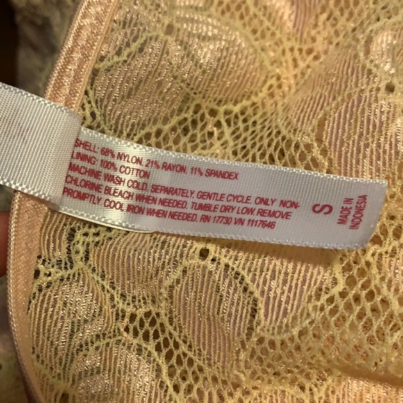 Tank-style Floral Lace Bralette, Xhilaration - Picture 10 of 11